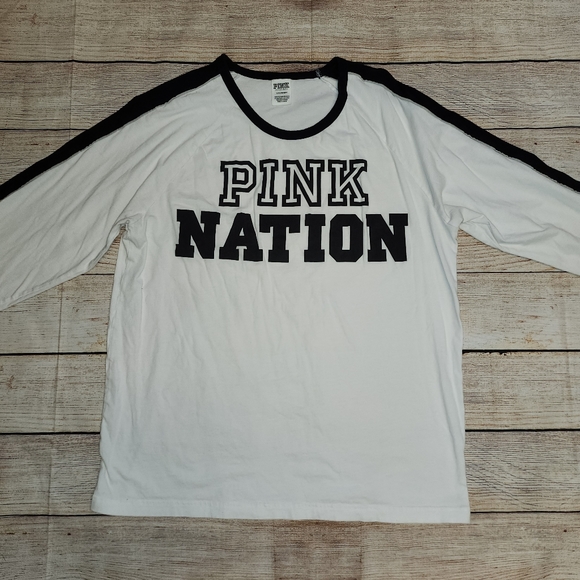 PINK Victoria Secret Bundle - Picture 4 of 16